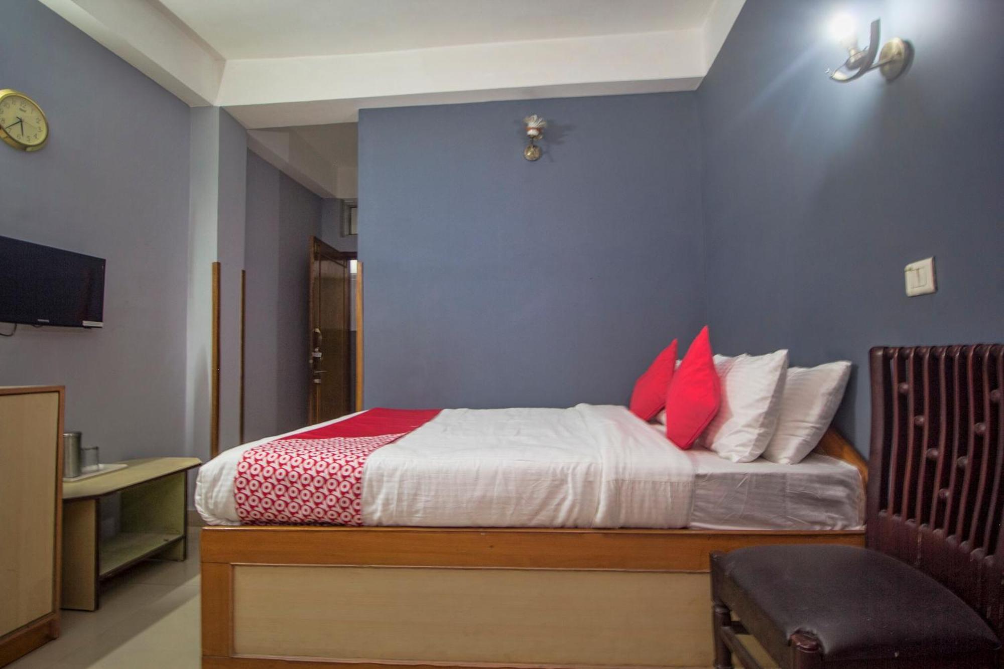 Hotel O Golden Moments Siliguri Exterior foto